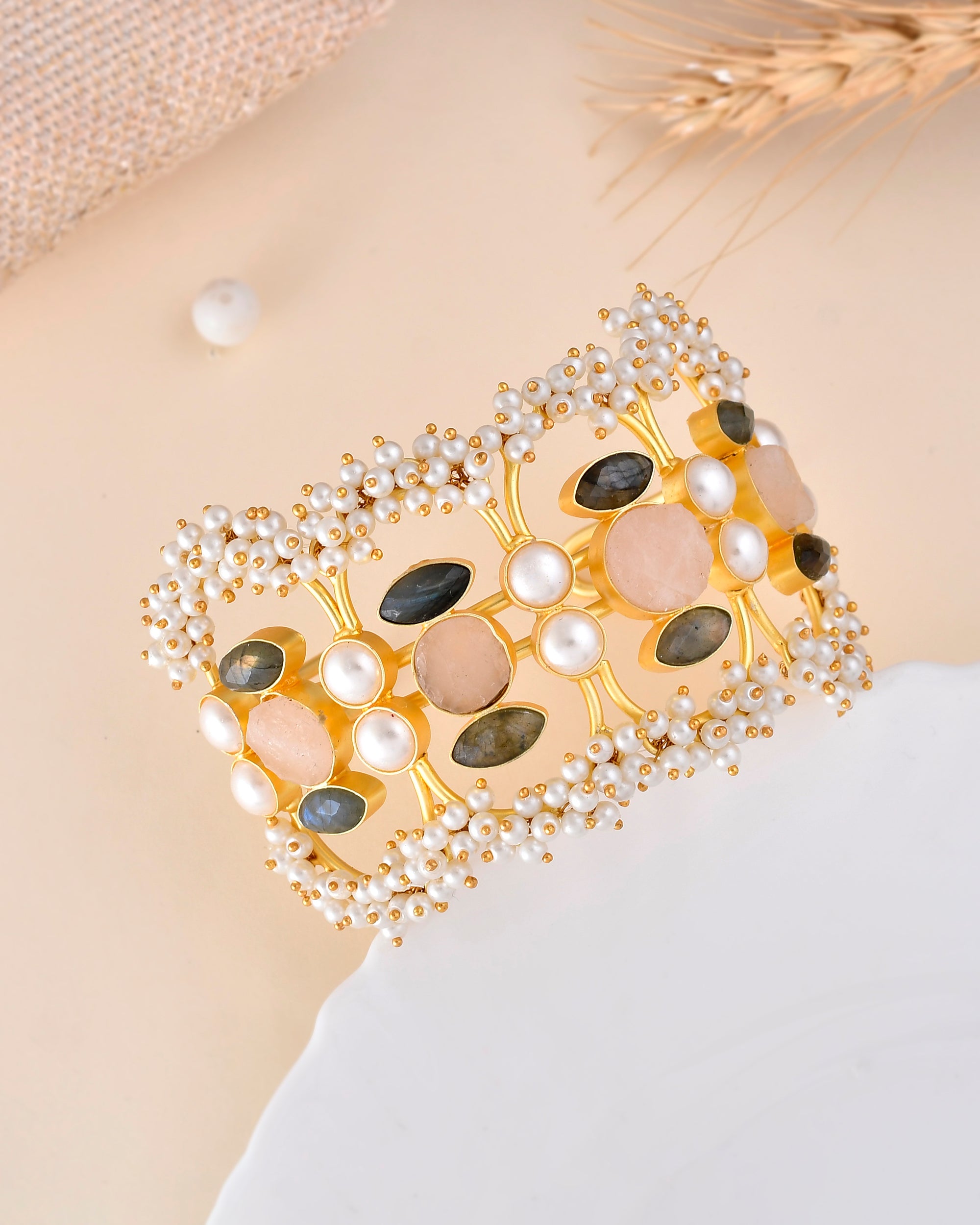 PEARL BLAST CUFF